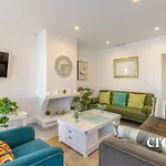 Tatil Evi Chic Dream Home, Rooftop Bbq, 9 Pools, Golf Views