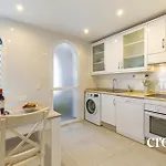 Chic Dream Home, Rooftop Bbq, 9 Pools, Golf Views Tatil Evi *