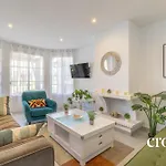 Chic Dream Home, Rooftop Bbq, 9 Pools, Golf Views Tatil Evi