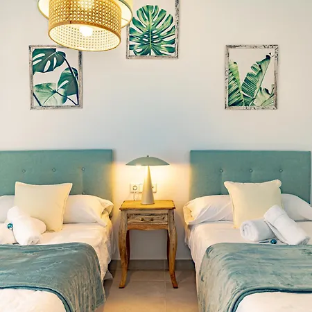 Casa vacanze Chic Dream Home, Rooftop Bbq, 9 Pools, Golf Views *