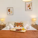 Chic Dream Home, Rooftop Bbq, 9 Pools, Golf Views Prázdninový dům *
