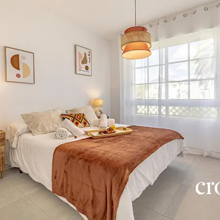 Semesterbostad Chic Dream Home, Rooftop Bbq, 9 Pools, Golf Views