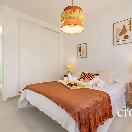 Chic Dream Home, Rooftop Bbq, 9 Pools, Golf Views Tatil Evi Marbella