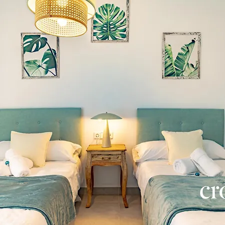 Chic Dream Home, Rooftop Bbq, 9 Pools, Golf Views * Marbella