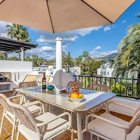 Chic Dream Home, Rooftop Bbq, 9 Pools, Golf Views Casa de Férias *