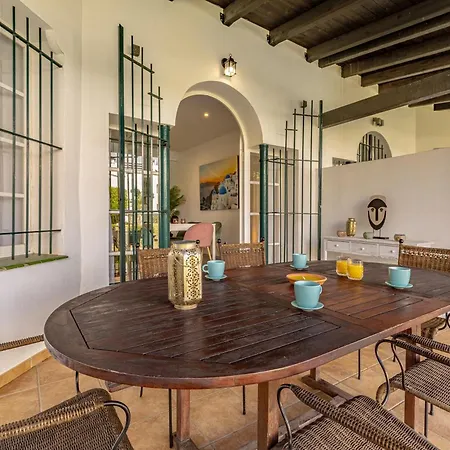 Chic Dream Home, Rooftop Bbq, 9 Pools, Golf Views Casa de Férias Marbella