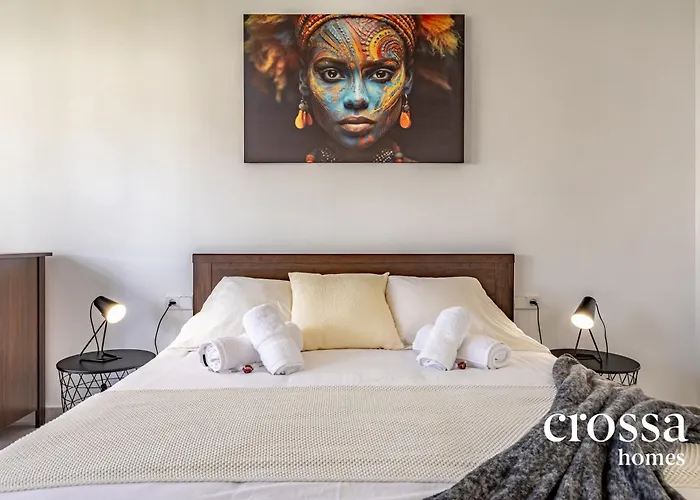 Chic Dream Home, Rooftop Bbq, 9 Pools, Golf Views Hébergement de vacances Marbellac