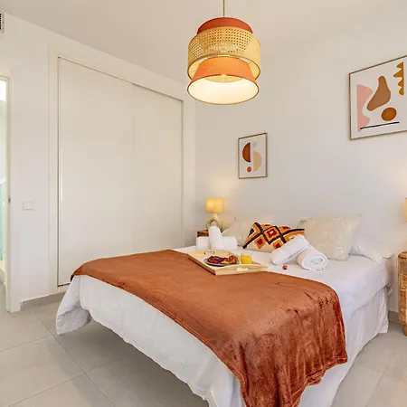 Chic Dream Home, Rooftop Bbq, 9 Pools, Golf Views بيت للعطل