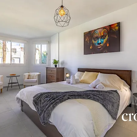 Ferienhaus Chic Dream Home, Rooftop Bbq, 9 Pools, Golf Views *