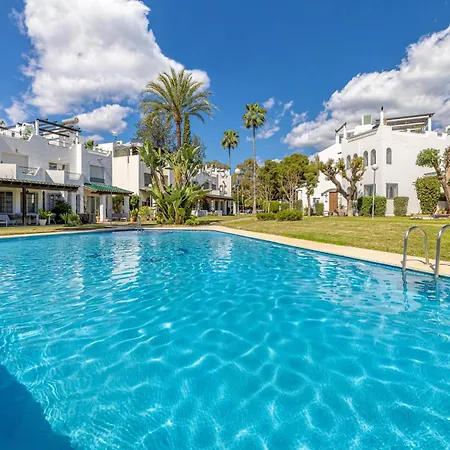 Chic Dream Home, Rooftop Bbq, 9 Pools, Golf Views Marbellac