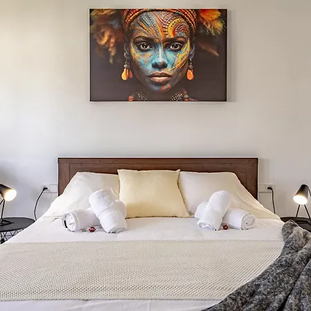 Dom wakacyjny Chic Dream Home, Rooftop Bbq, 9 Pools, Golf Views