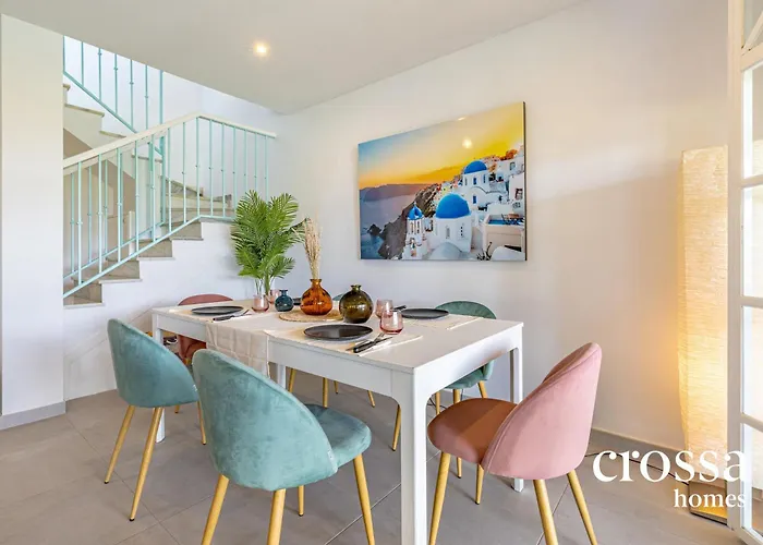 Chic Dream Home, Rooftop Bbq, 9 Pools, Golf Views Σπίτι διακοπών *