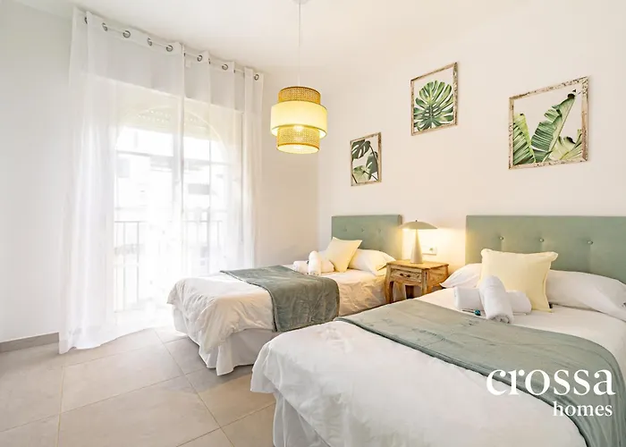 Chic Dream Home, Rooftop Bbq, 9 Pools, Golf Views Holiday home