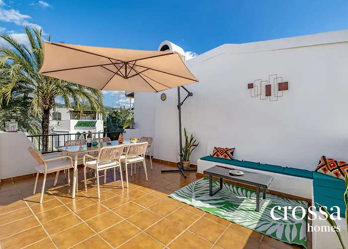 Chic Dream Home, Rooftop Bbq, 9 Pools, Golf Views